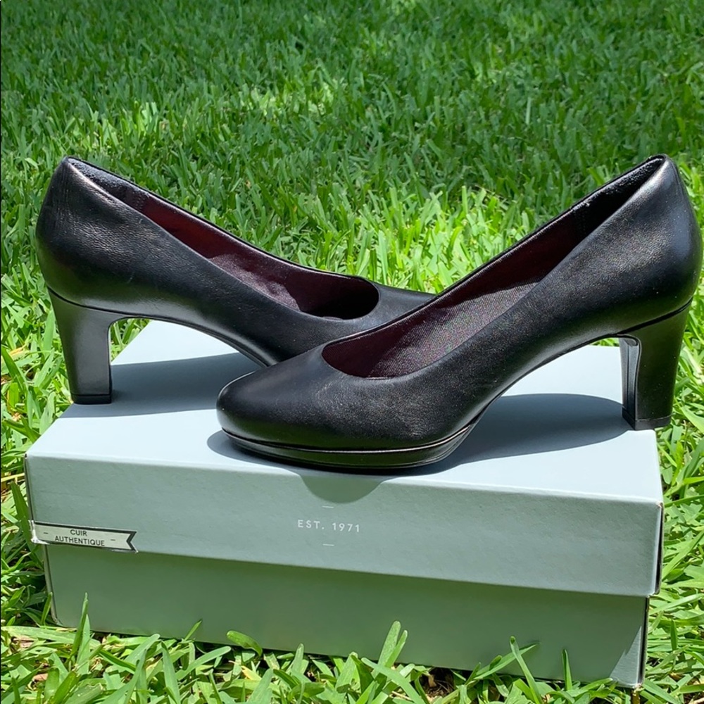 Rockport Leah Pump in Black Leather; Size 6